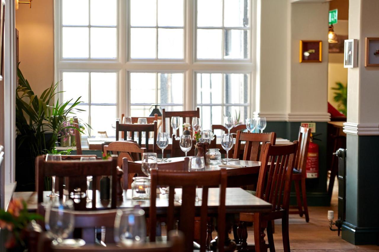 The Ship Hotel Parkgate  Exterior foto