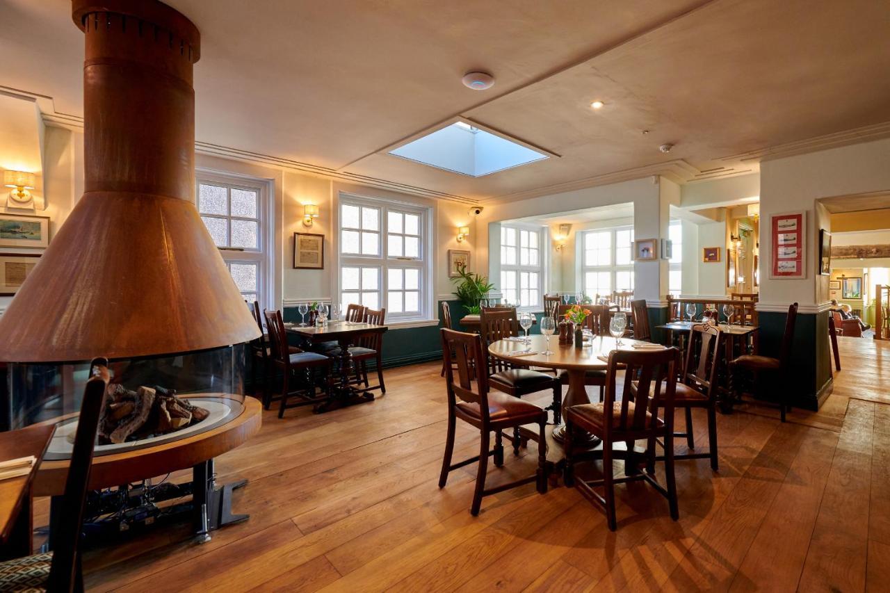 The Ship Hotel Parkgate  Exterior foto