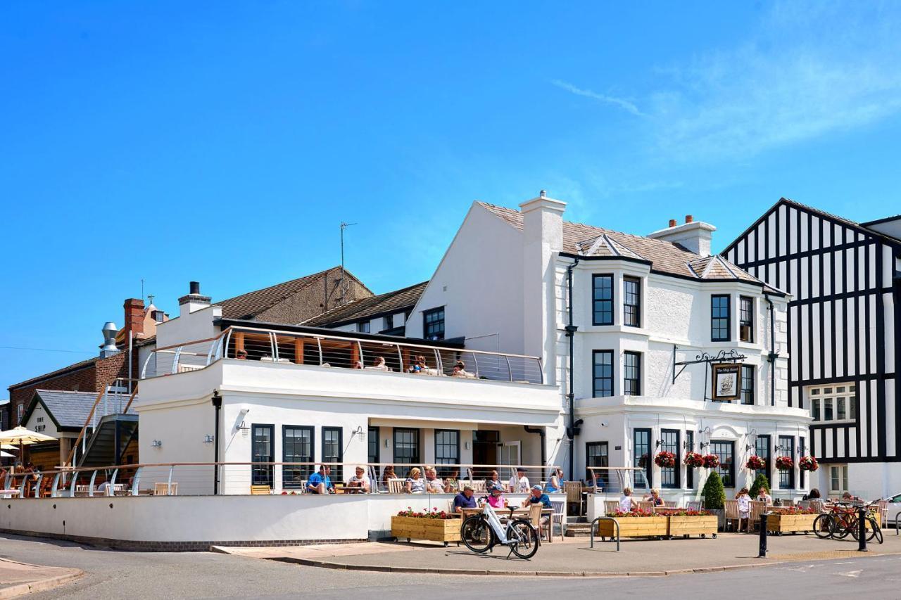 The Ship Hotel Parkgate  Exterior foto